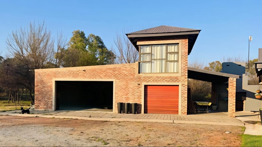 3 Bedroom Property for Sale in Potchefstroom Rural North West